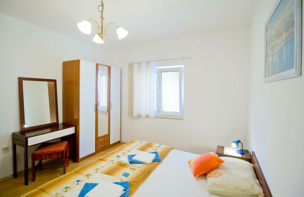 Apartmani Diki Makarska Zewnętrze zdjęcie